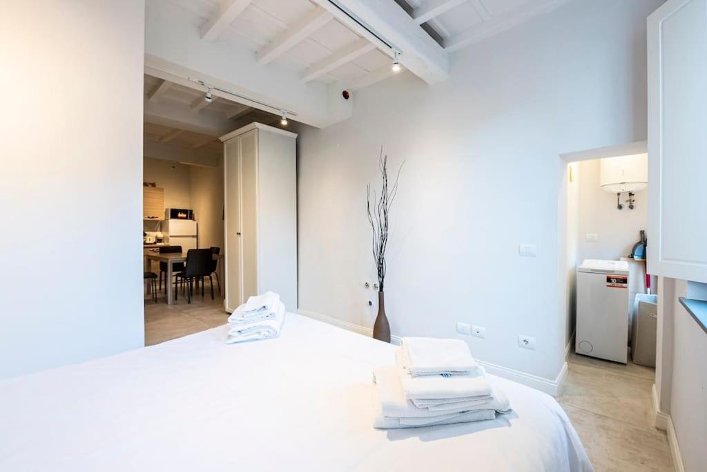 Apartment San Frediano Moderna Florence