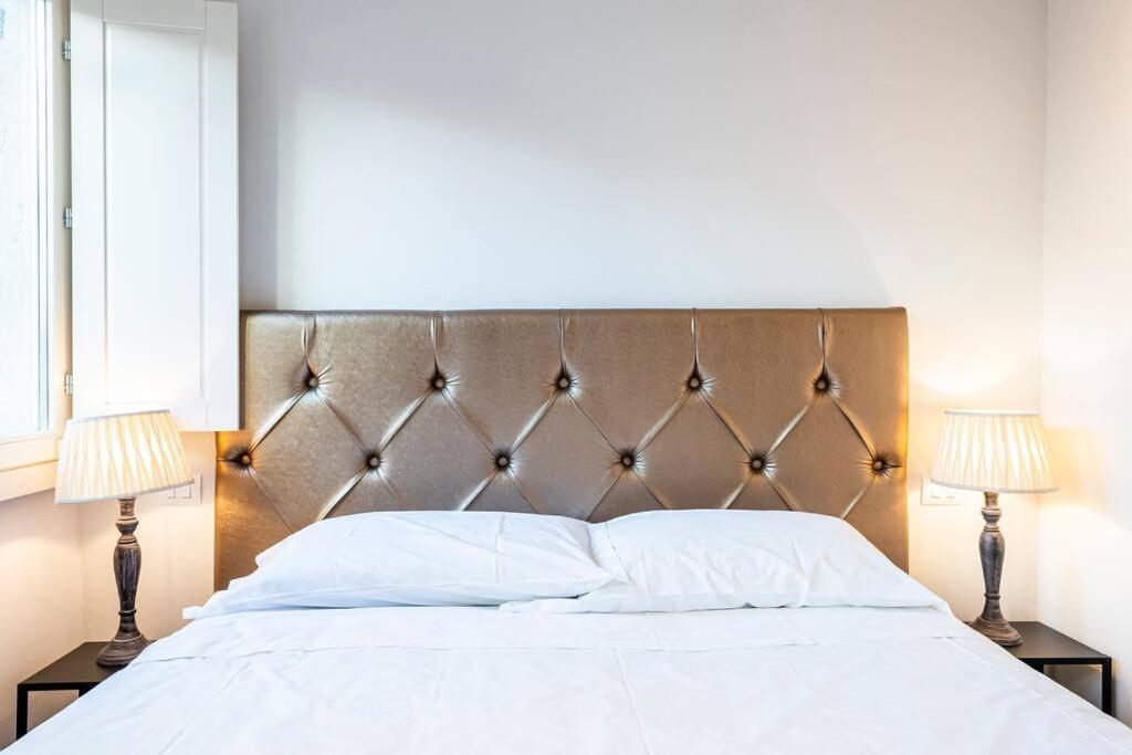 San Frediano Moderna Apartment *